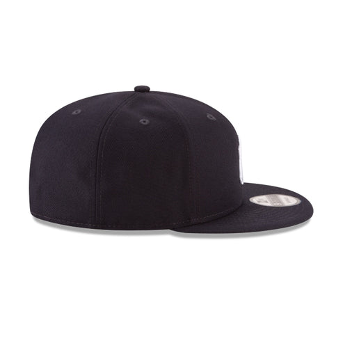 NEW YORK YANKEES BASIC 9FIFTY SNAPBACK NEW ERA HAT - BLACK/WHITE