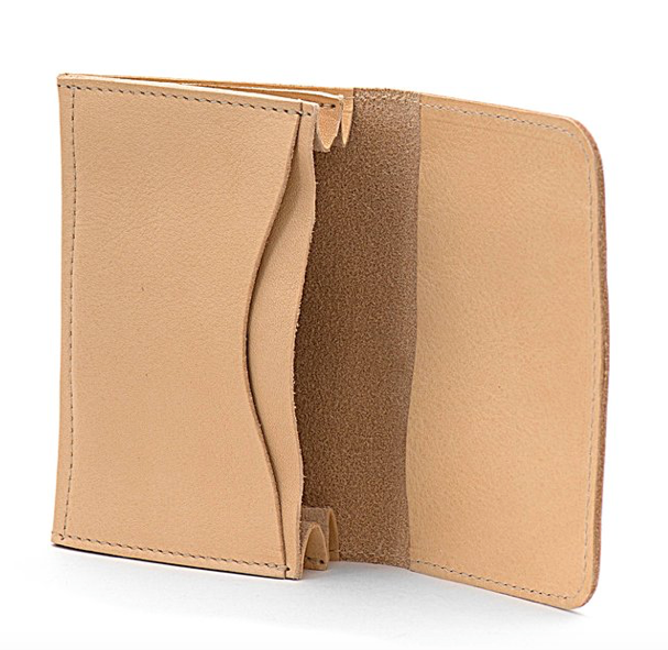 CARD CASE IN COWHIDE LEATHER C0470-120 (COLOR NATURAL)